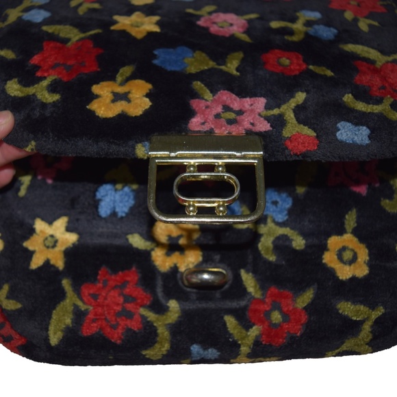 Vintage 1960s Chenille Purse Fuzzy Tapestry Handbag Floral Carpet Bag - Picture 4 of 6